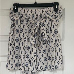 Splendid Navy and White Linen blend Shorts